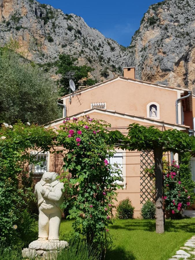Bastide Des Oliviers Bed and Breakfast Moustiers-Sainte-Marie Εξωτερικό φωτογραφία